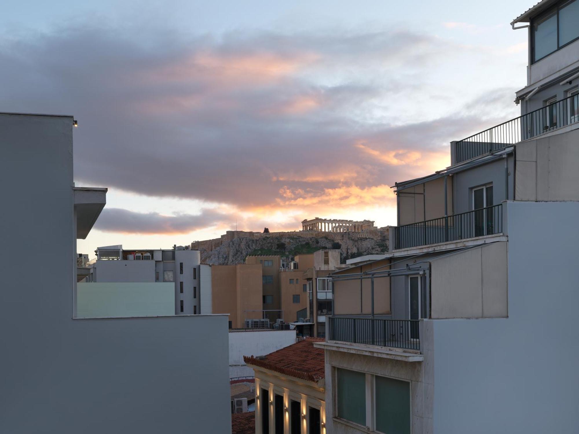 Vrachos Athens Suites Экстерьер фото